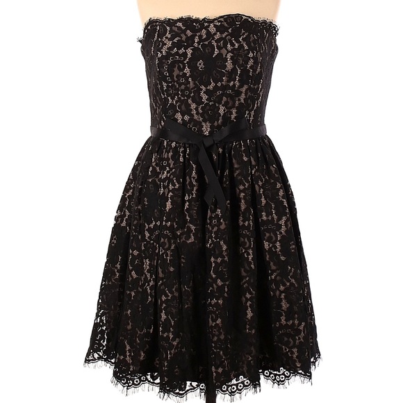 Robert Rodriguez Dresses & Skirts - Neiman Marcus Target Robert Rodriguez Lace Strapless Dress, size 2